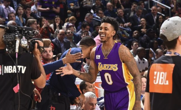 通过压缩阵 通过压缩阵