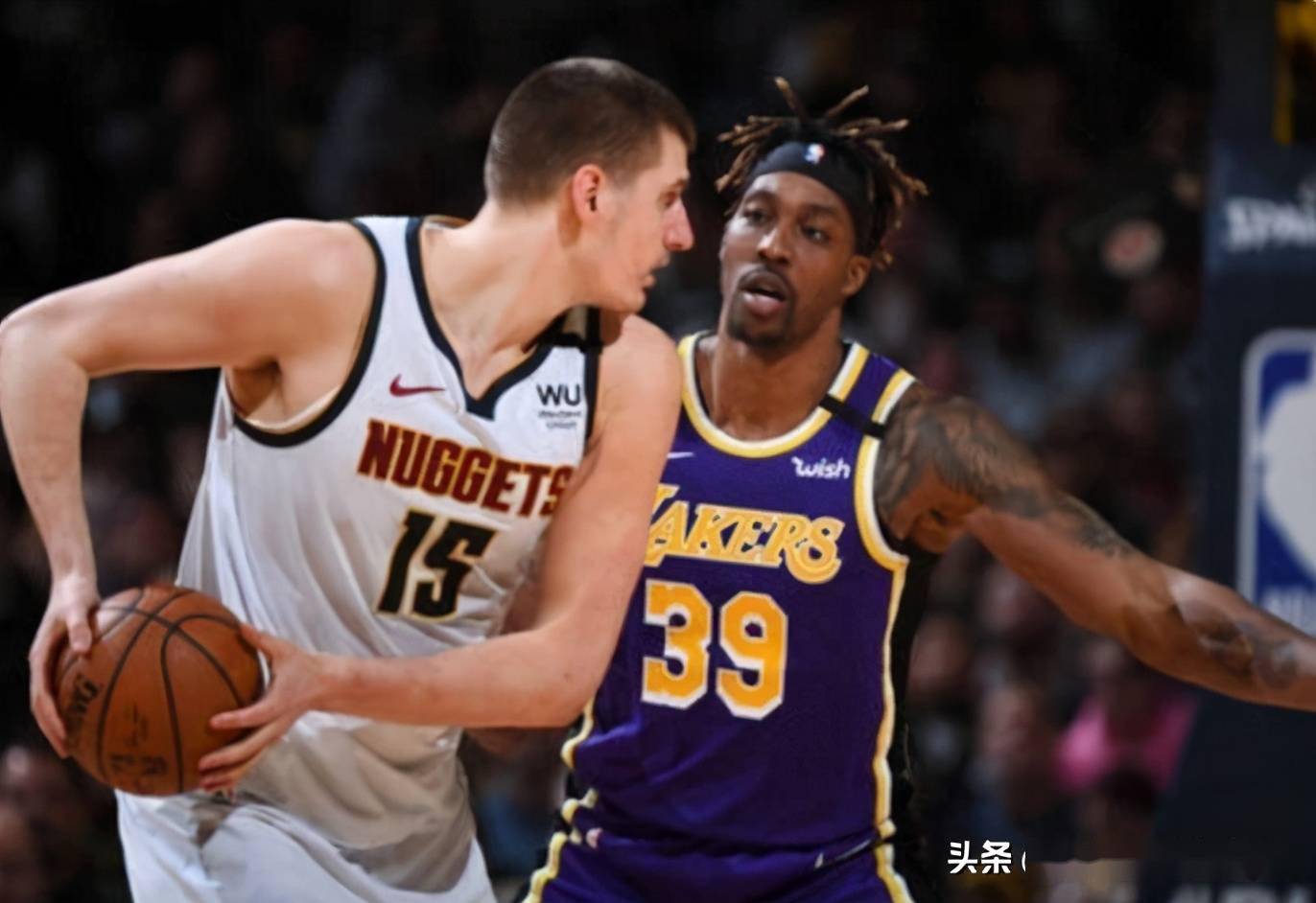 触球的纵深 触球的纵深